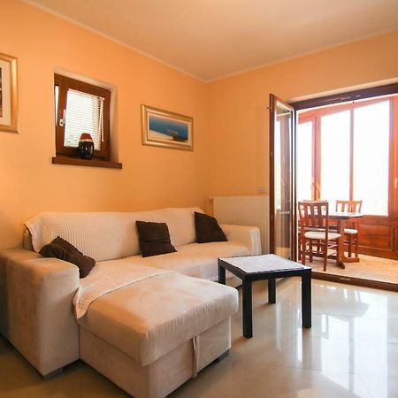 Апартаменты Casa Rafael 1 Новиград Экстерьер фото